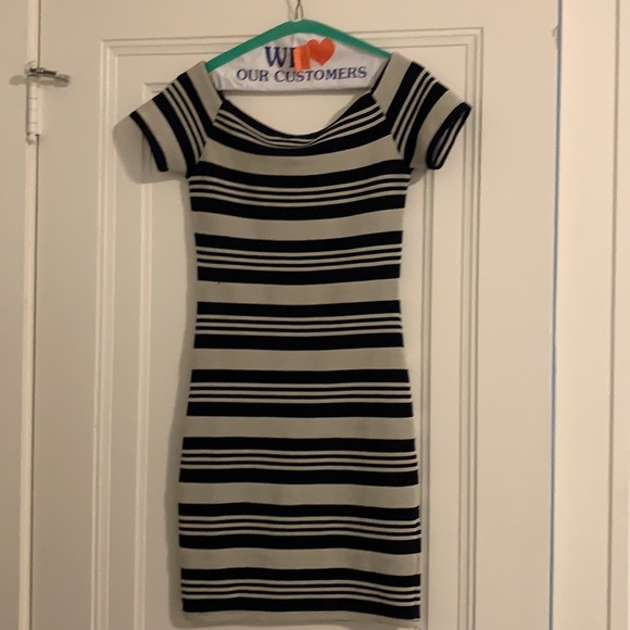 Topshop Stripe Bardot Bodycon Dress - Picture 4 of 5
